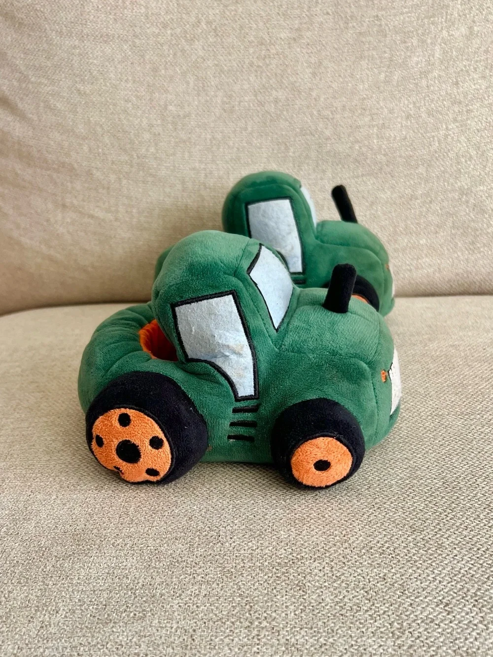Wonder Nation Size 9/10 Toddler Green Farm Tractor Plush Slippers GUC